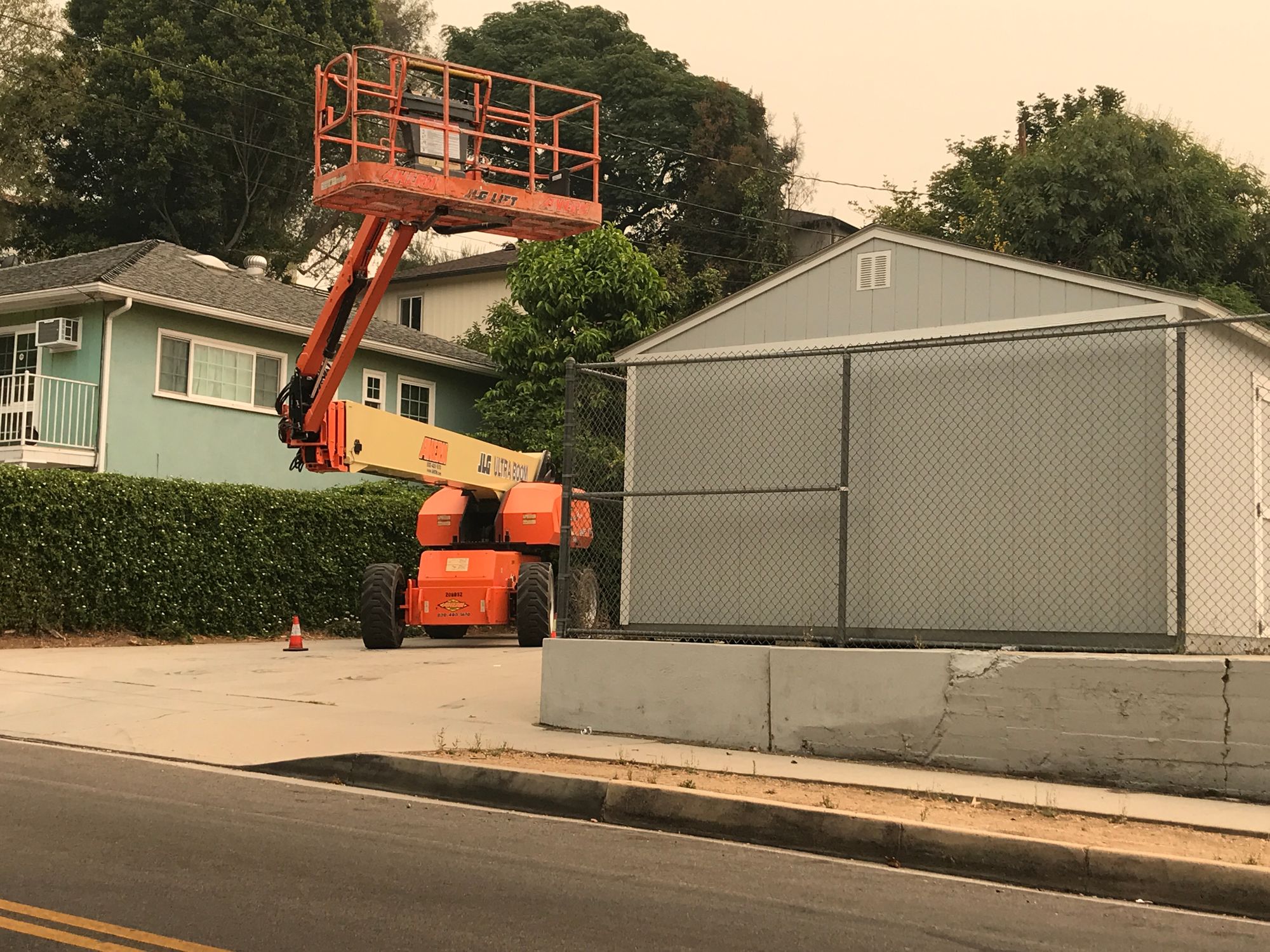 Update: Mobile Construction Equipment on Meridian Avenue